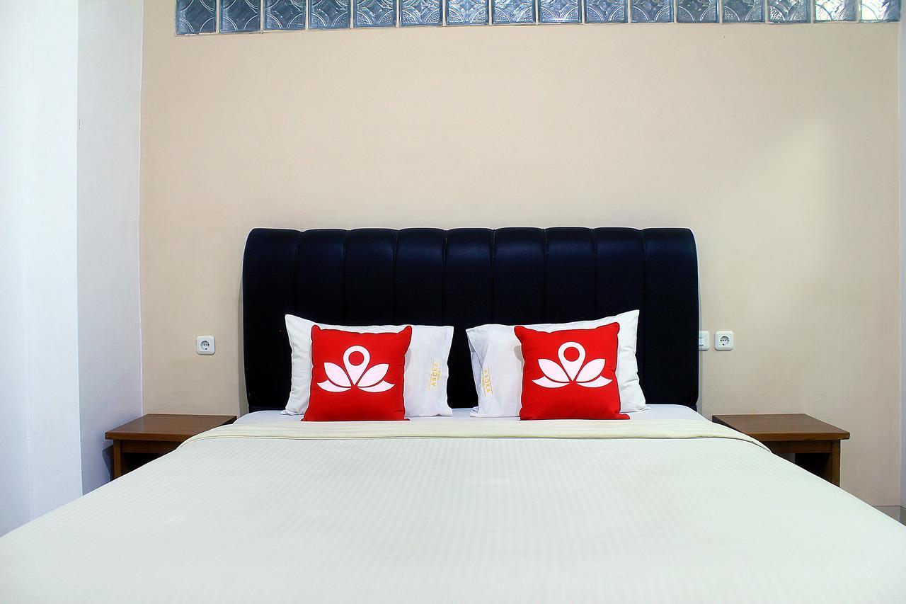 Hotel Zen Lengkong Besar